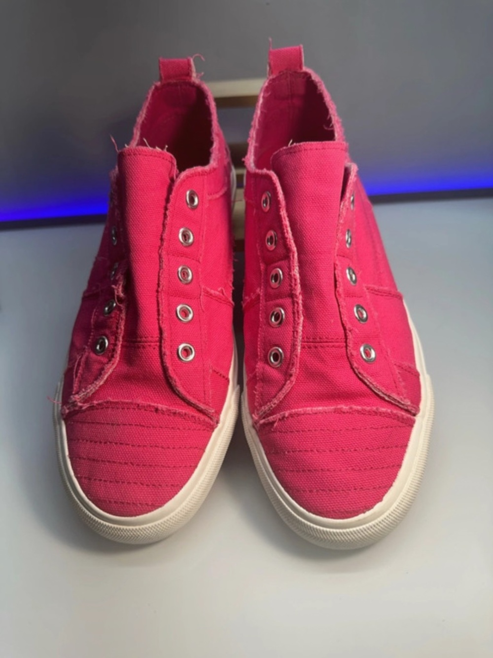 Corkys "Babalu" Hot Pink Slip-On Sneakers, size 9 (A04) - Picture 2 of 14